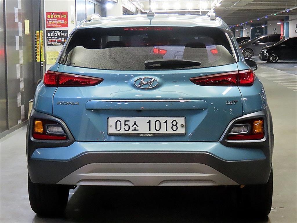 HYUNDAI Kona - Vista 5