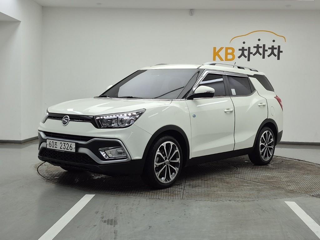 Ssangyong Tivoli 2017 Blanco - Importación desde Corea - HF Imports Iquique - Foto 1