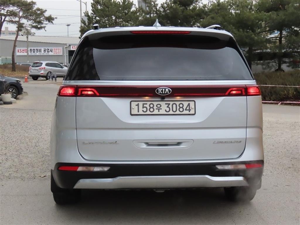 KIA Carnival - Vista 7