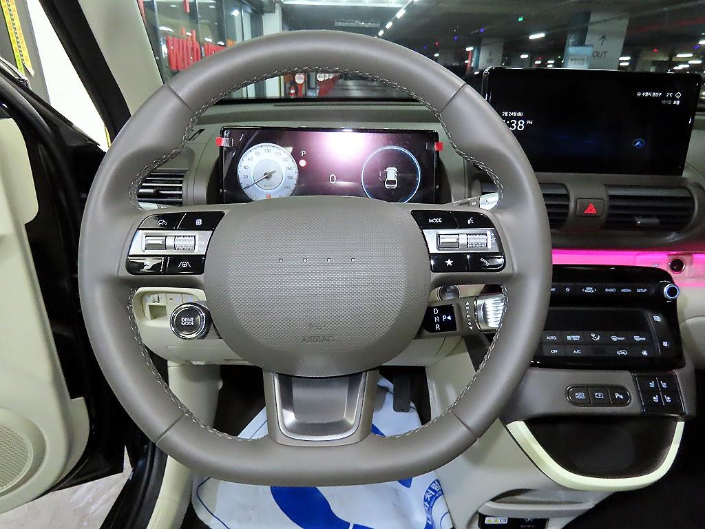 HYUNDAI Casper - Vista 8