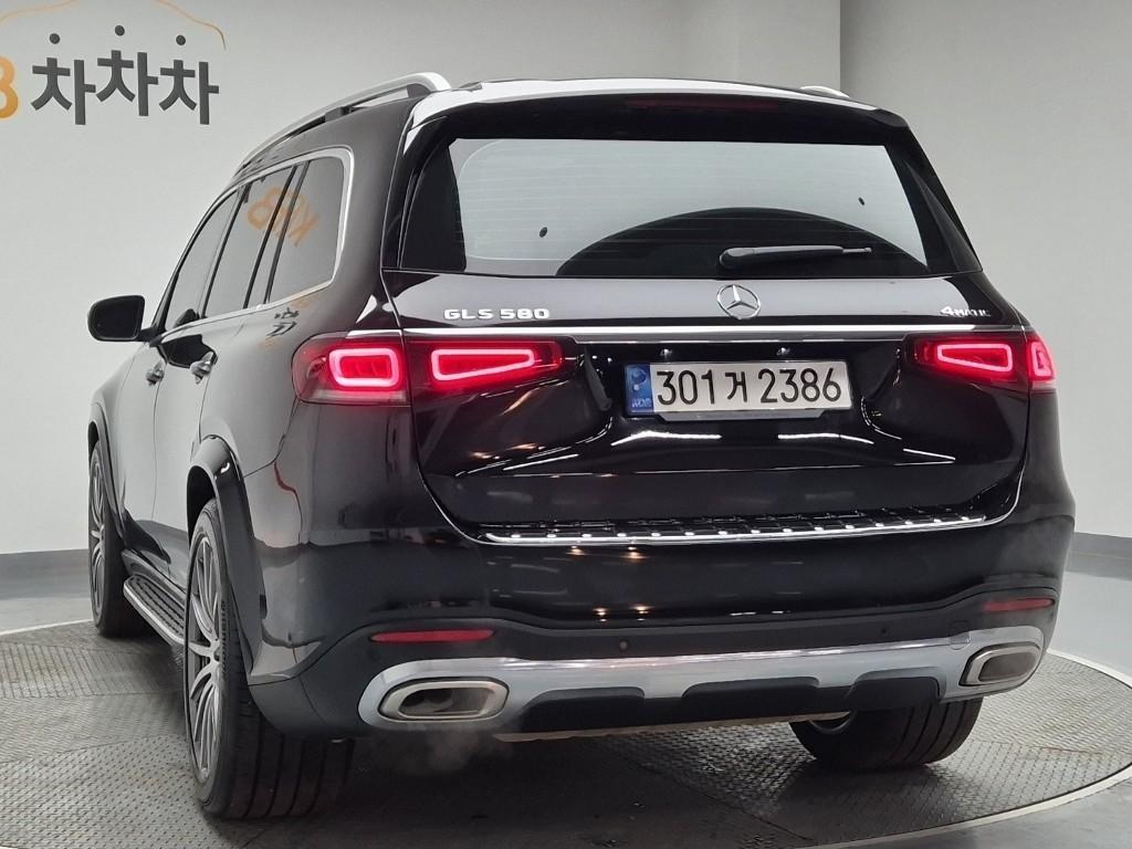Mercedes Benz GLS Class - Vista 2