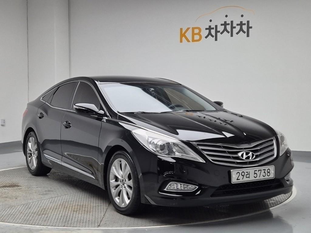 HYUNDAI Grandeur - Vista 4