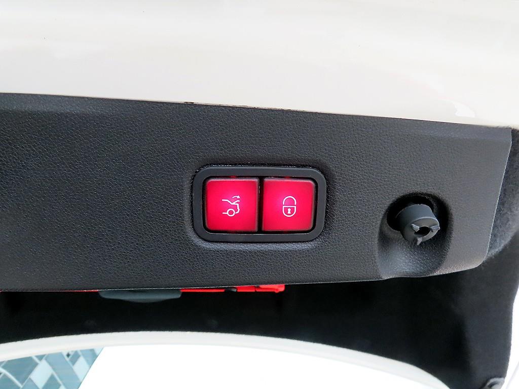 Mercedes Benz CLS Class 2015 Blanco - Importación desde Corea - HF Imports Iquique - Foto 16