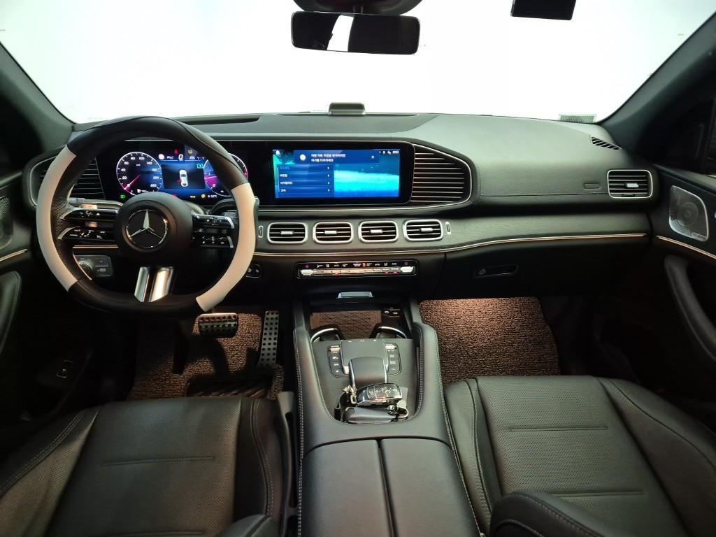 Mercedes Benz GLE Class - Vista 7