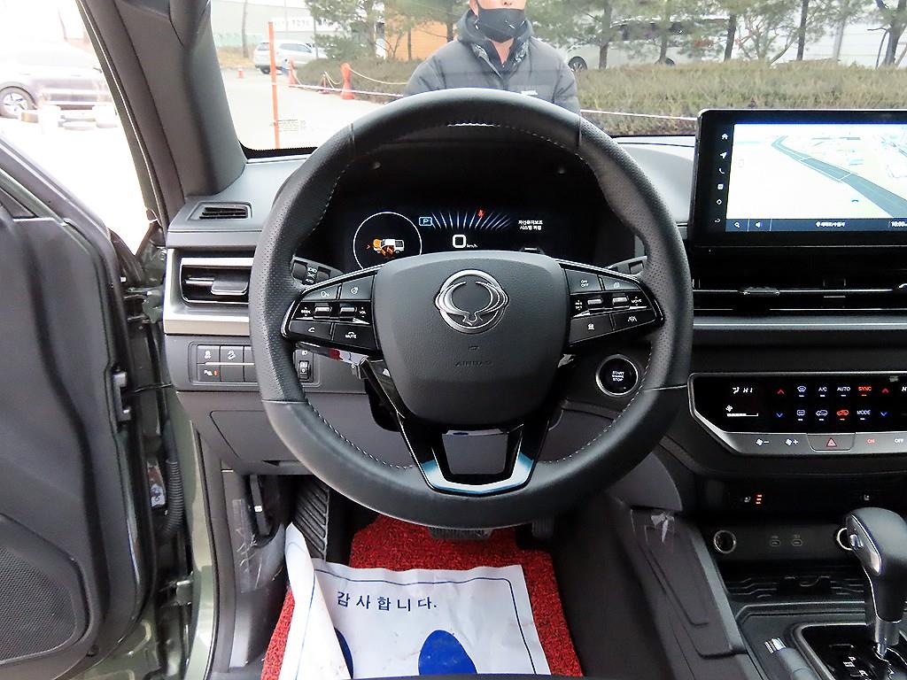 Ssangyong Rexton - Vista 8