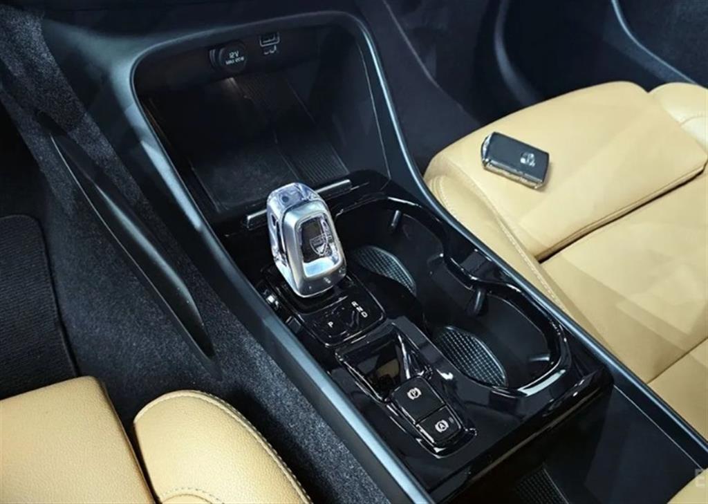 Volvo XC40 - Vista 9