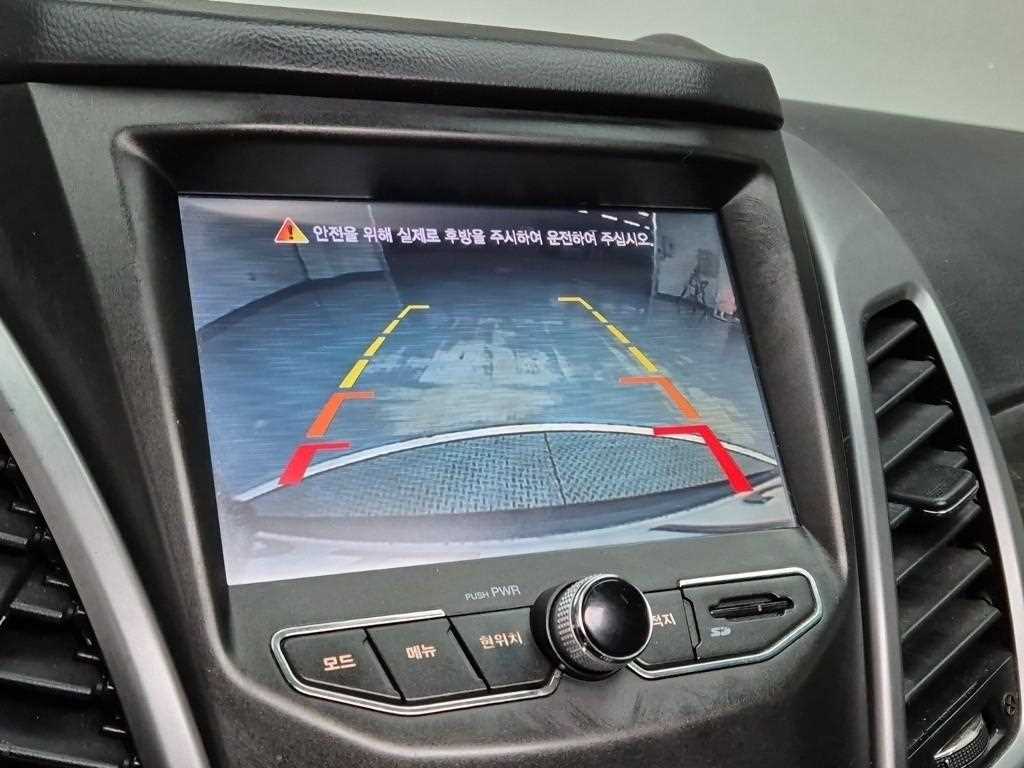 Ssangyong Korando 2015 Negro - Importación desde Corea - HF Imports Iquique - Foto 15