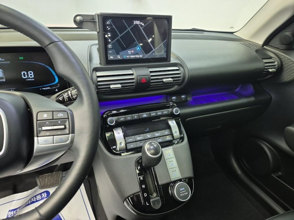 HYUNDAI Casper - Vista 10