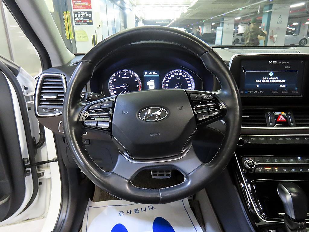 HYUNDAI Grandeur - Vista 8