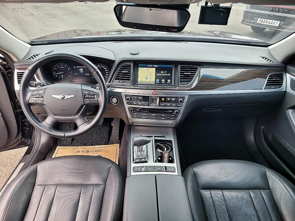 Genesis G80 - Vista 5