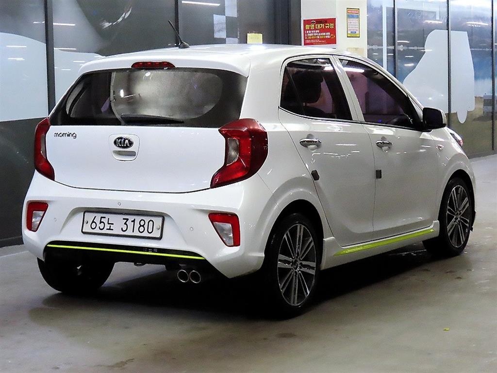 KIA Morning - Vista 4