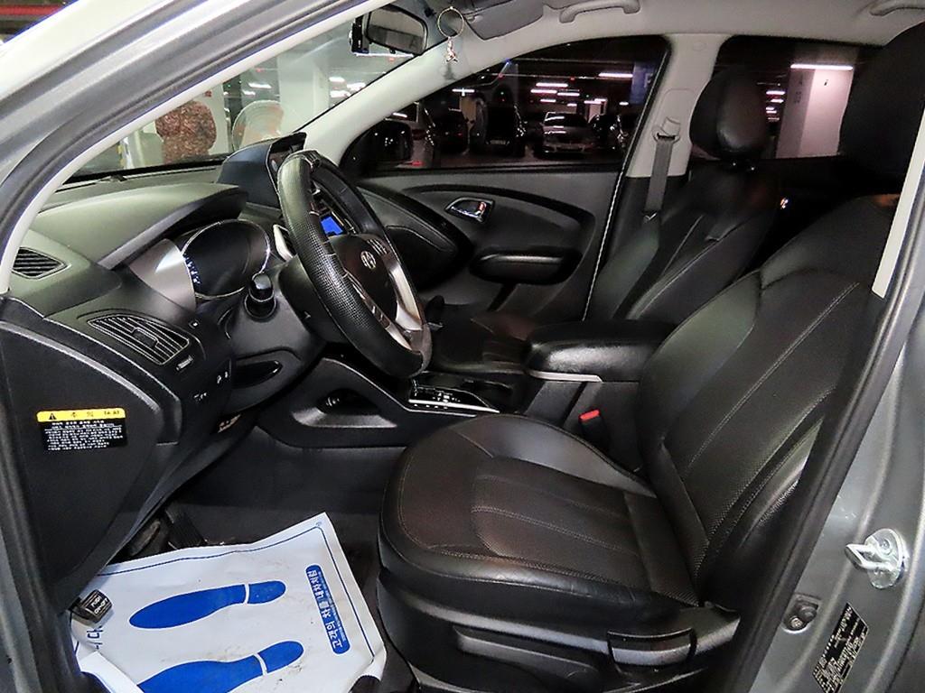 HYUNDAI Tucson - Vista 6