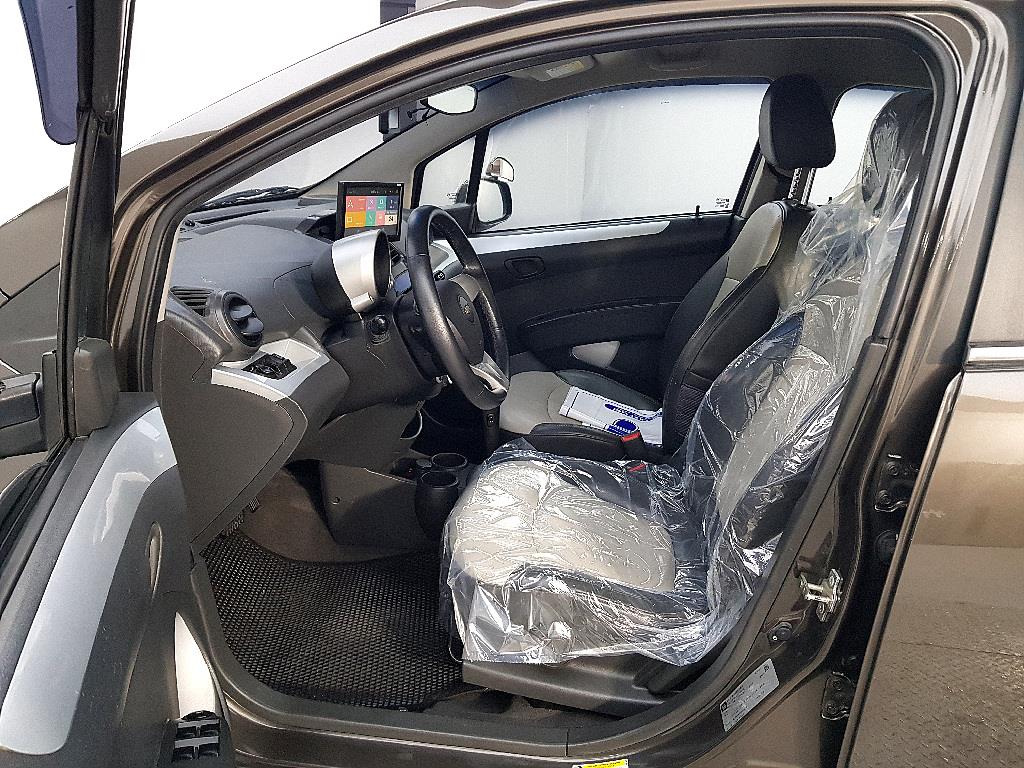 Chevrolet Spark - Vista 8