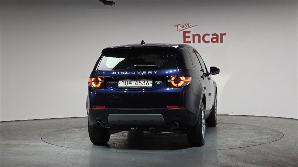 Land Rover Discovery Sports - Vista 4