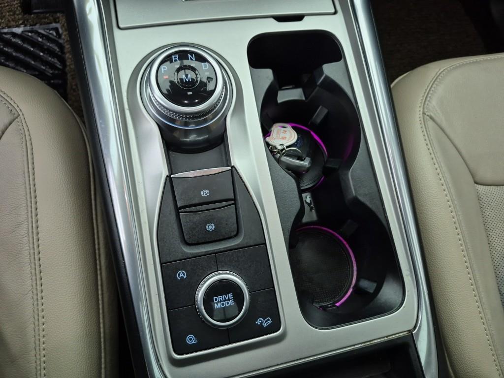 Ford Explorer - Vista 8