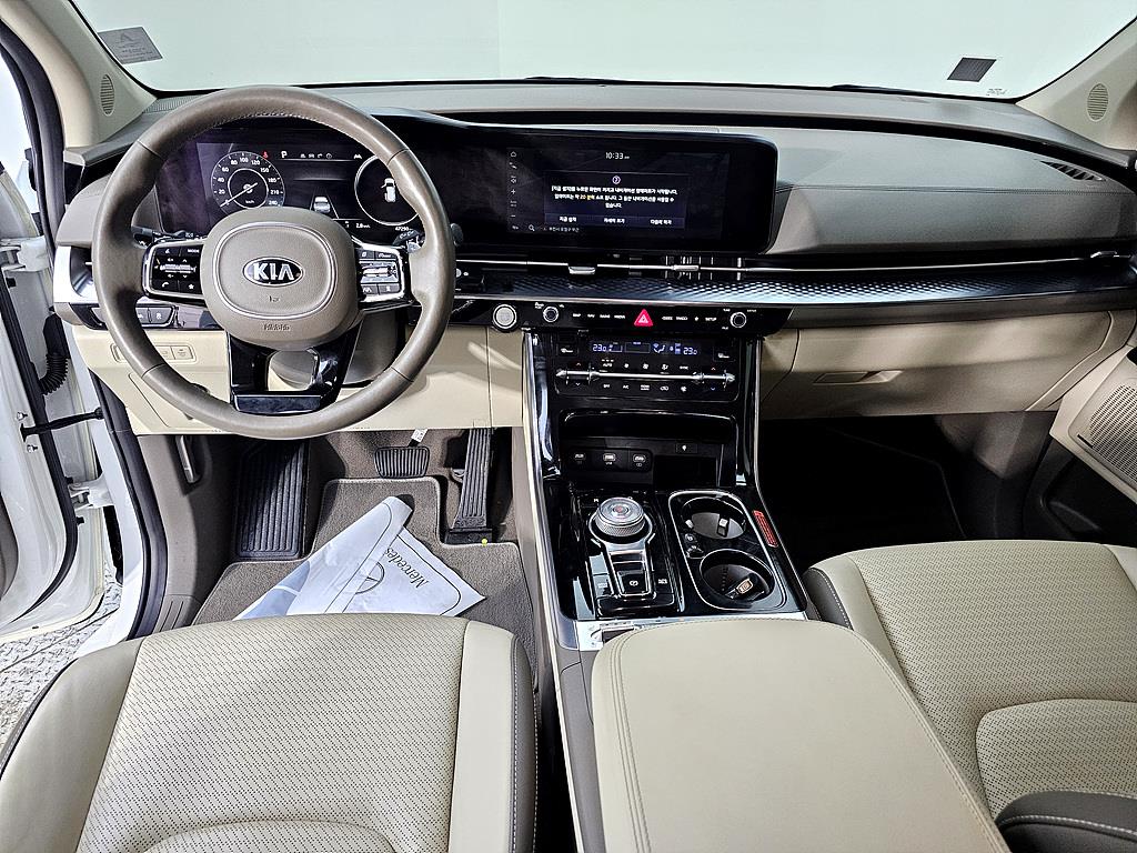 KIA Carnival - Vista 5