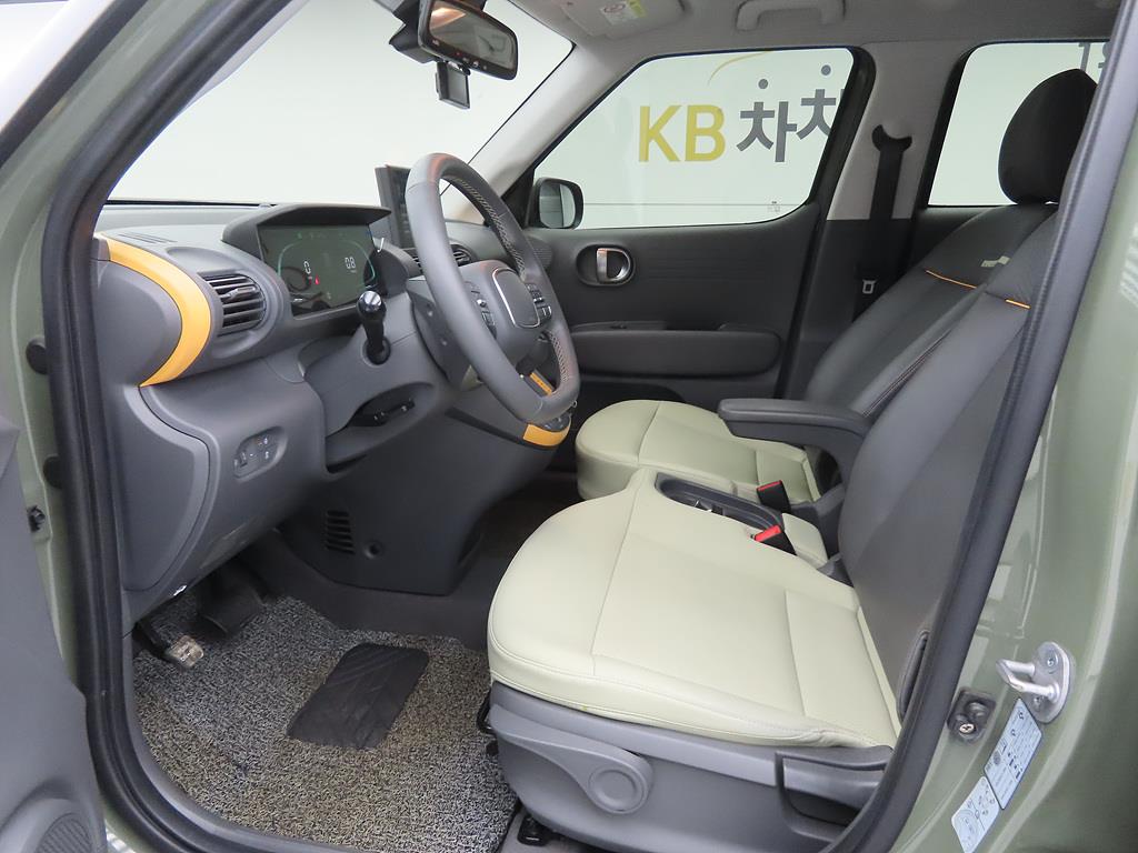 HYUNDAI Casper - Vista 5