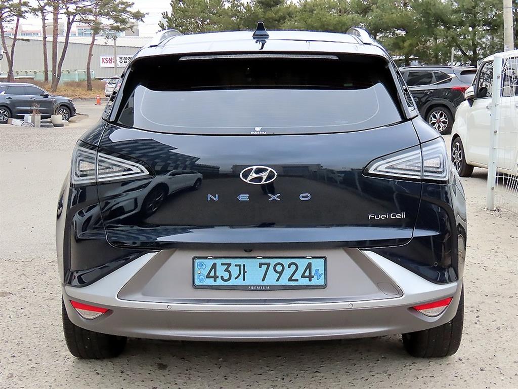 HYUNDAI Nexo - Vista 4