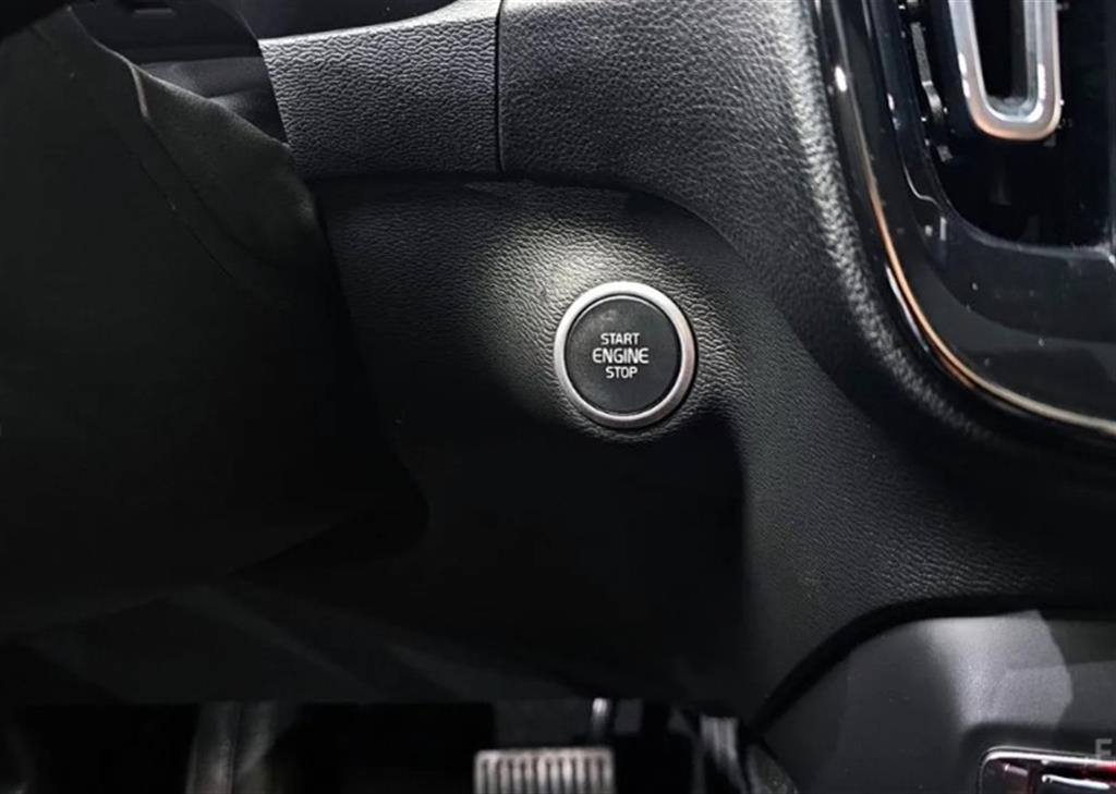 Volvo XC40 2021 Negro - Importación desde Corea - HF Imports Iquique - Foto 17