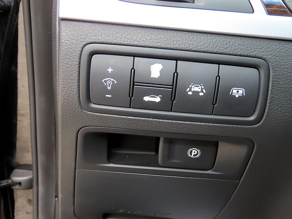 HYUNDAI Genesis 2014 Negro - Importación desde Corea - HF Imports Iquique - Foto 13