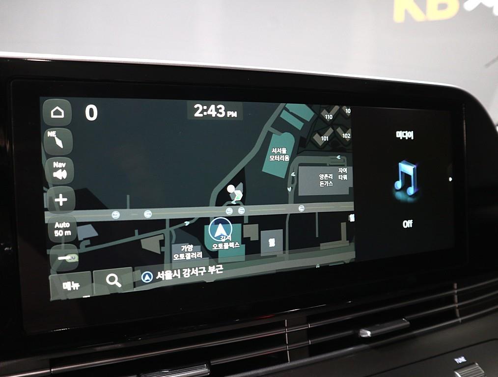 HYUNDAI Grandeur - Vista 10