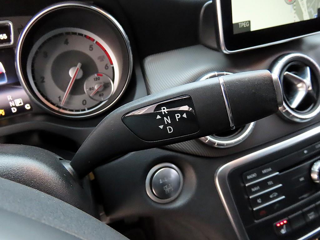 Mercedes Benz CLA Class - Vista 10