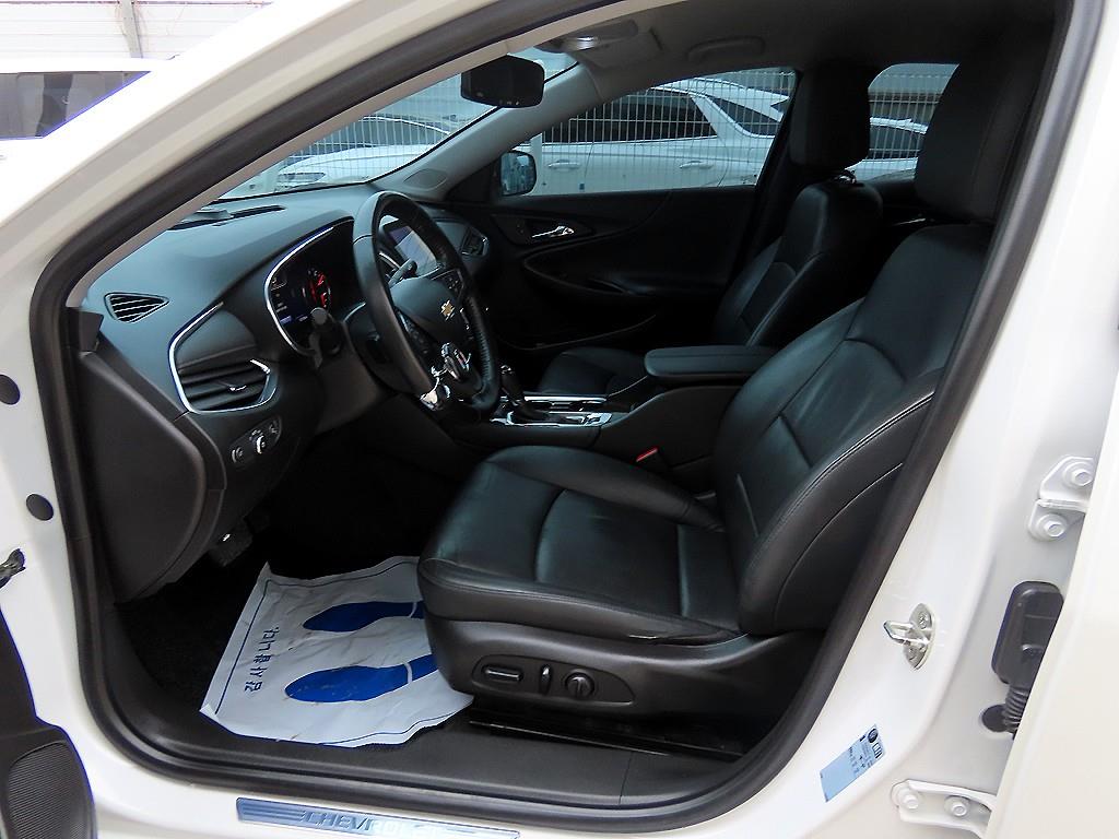 Chevrolet Malibu - Vista 5