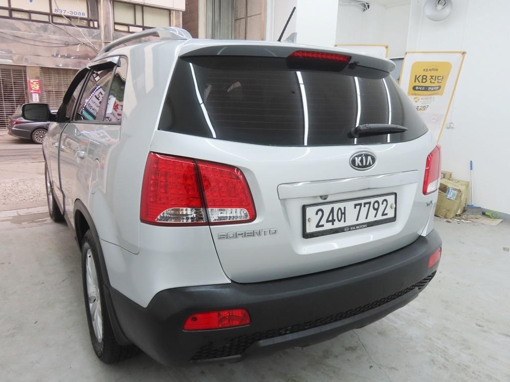 KIA Sorento - Vista 4