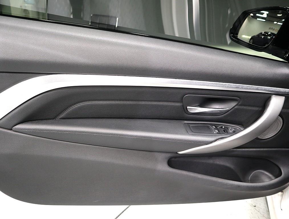 BMW 4 Series - Vista 10