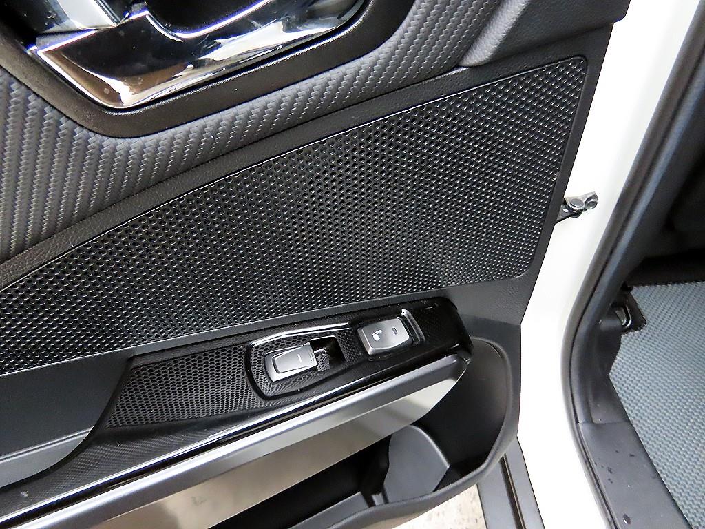 Ssangyong Tivoli 2023 - Importación desde Corea - HF Imports Iquique - Foto 18