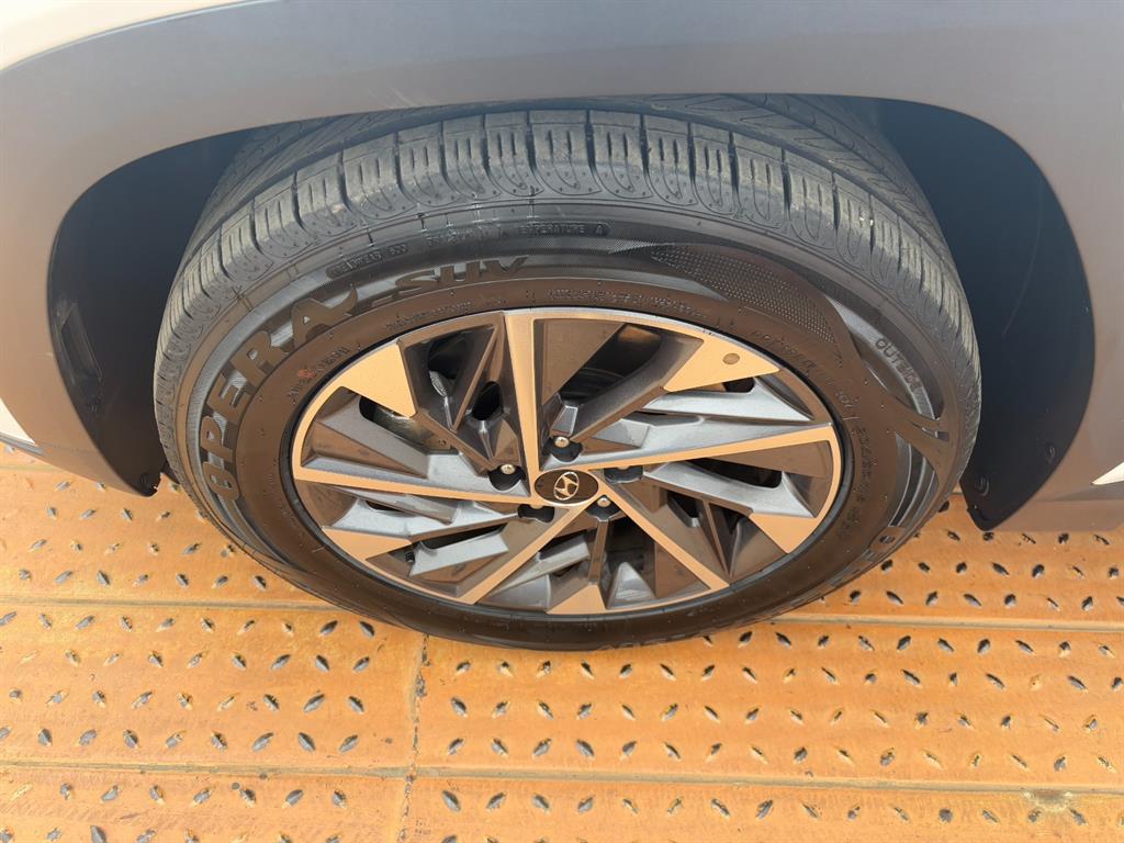 HYUNDAI Tucson - Vista 8