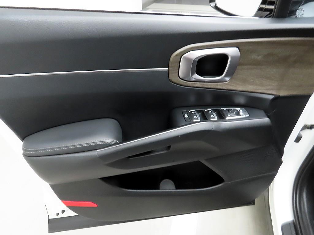 KIA Sorento - Vista 11