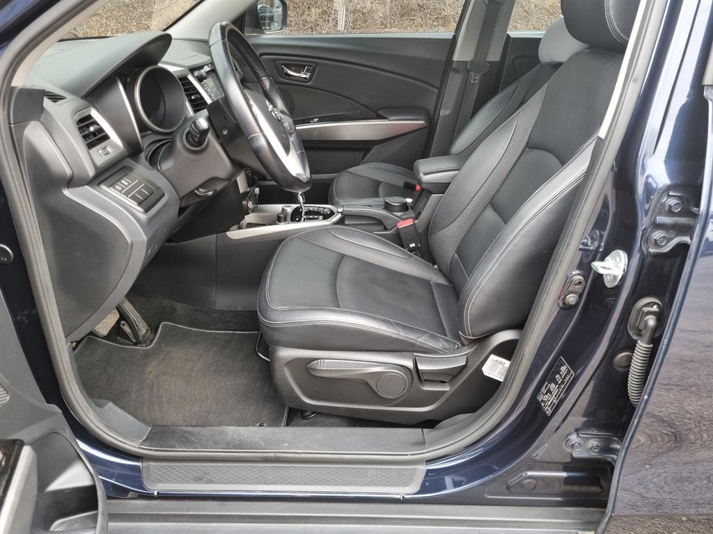 Ssangyong Tivoli - Vista 11