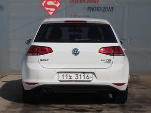 Volkswagen Golf - Vista 8