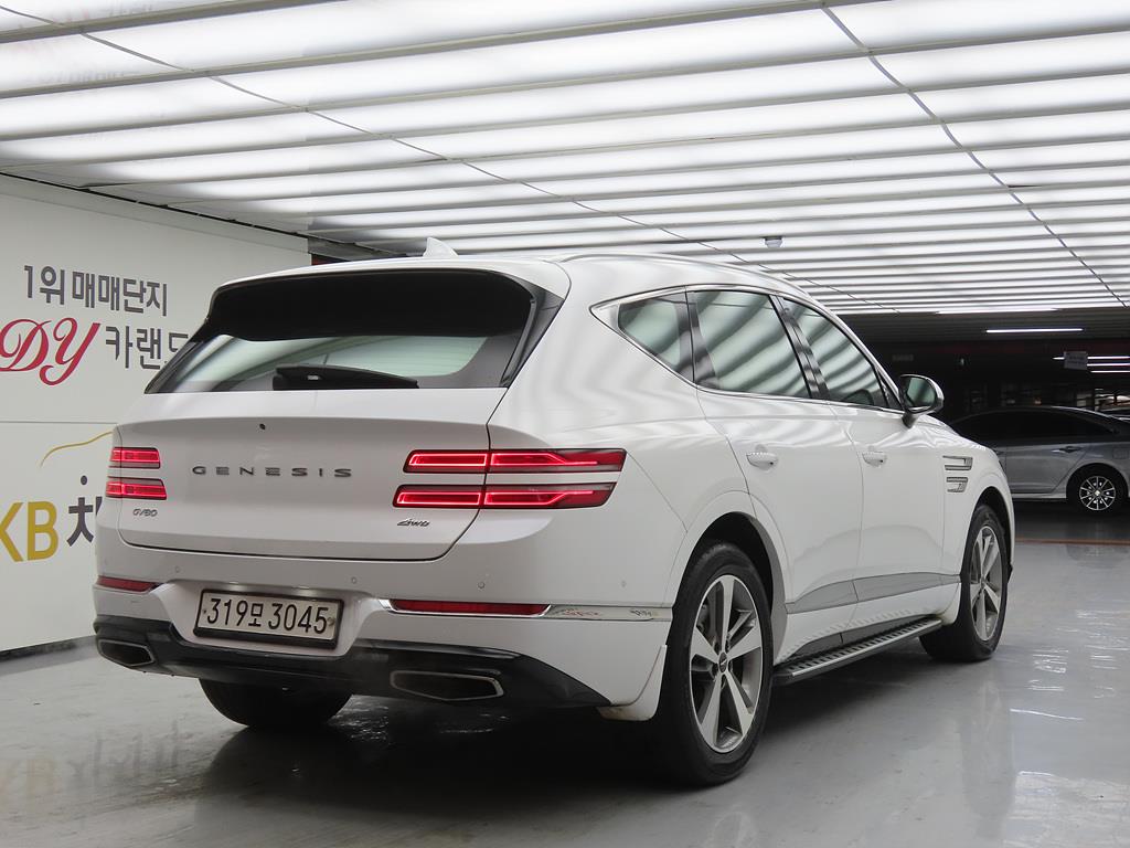 Genesis GV80 - Vista 4