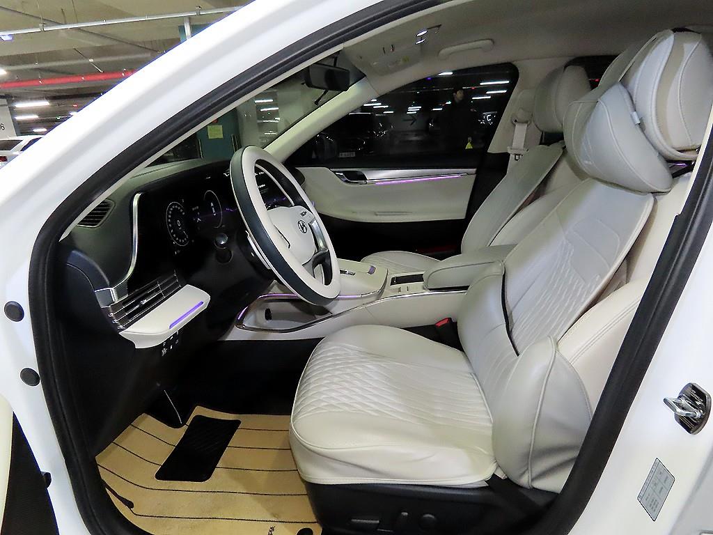 HYUNDAI Grandeur - Vista 6