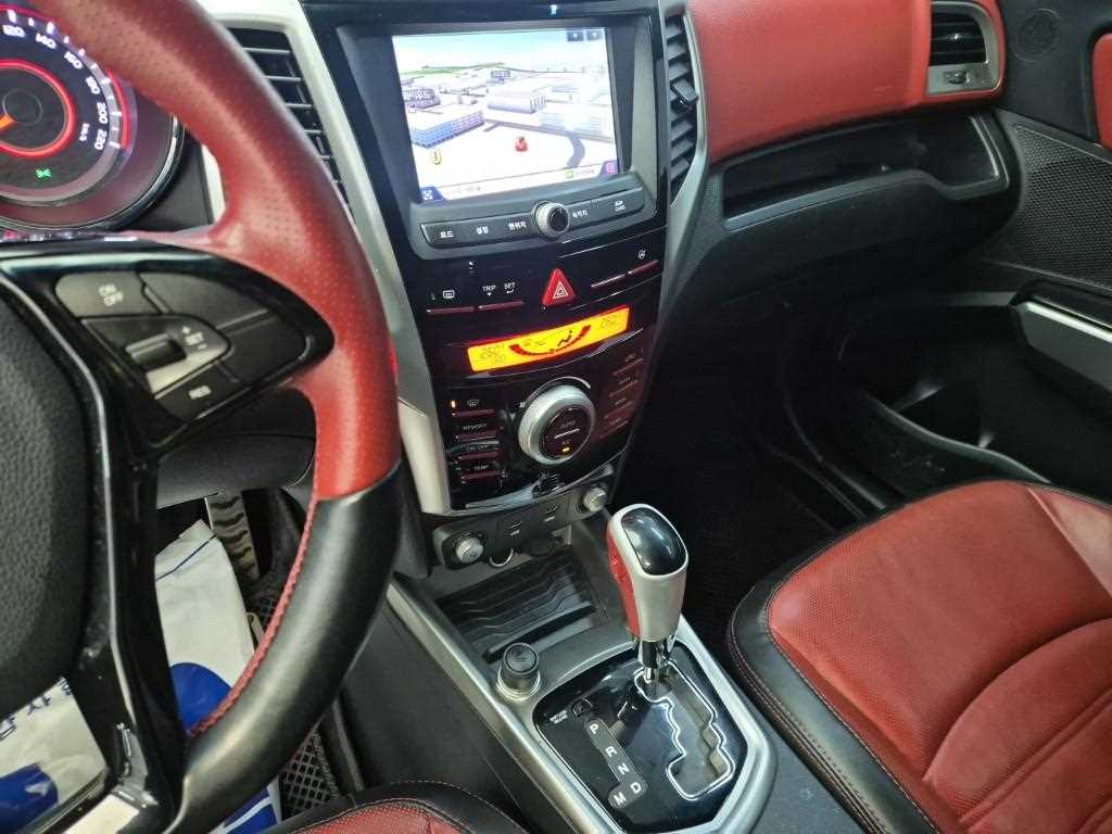 Ssangyong Tivoli - Vista 10