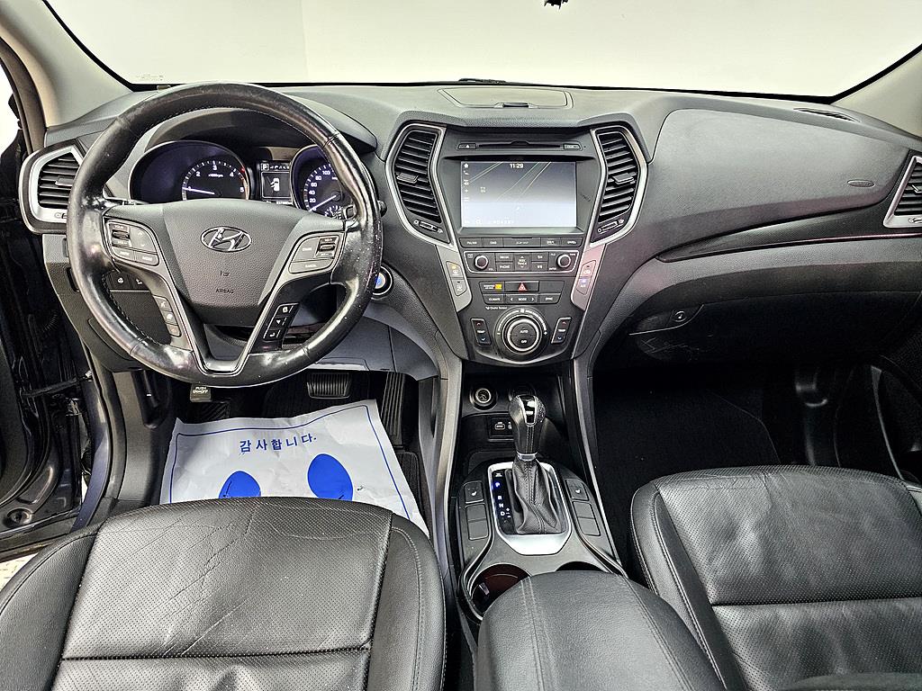 HYUNDAI Santa Fe - Vista 5