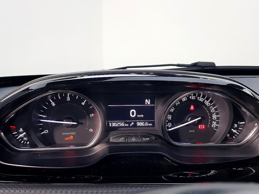 Peugeot 2008 - Vista 7