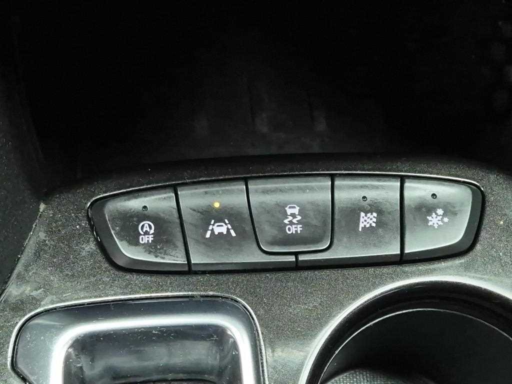 Chevrolet Trail Blazer 2021 Blanco - Importación desde Corea - HF Imports Iquique - Foto 18