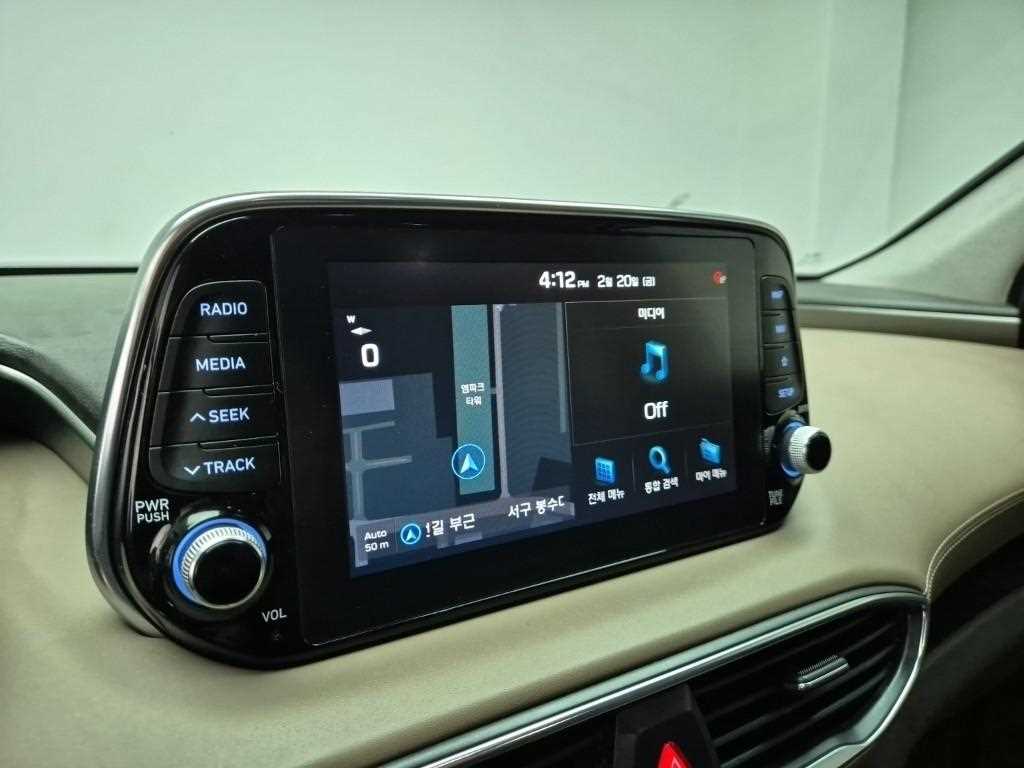 HYUNDAI Santa Fe 2020 Blanco - Importación desde Corea - HF Imports Iquique - Foto 14