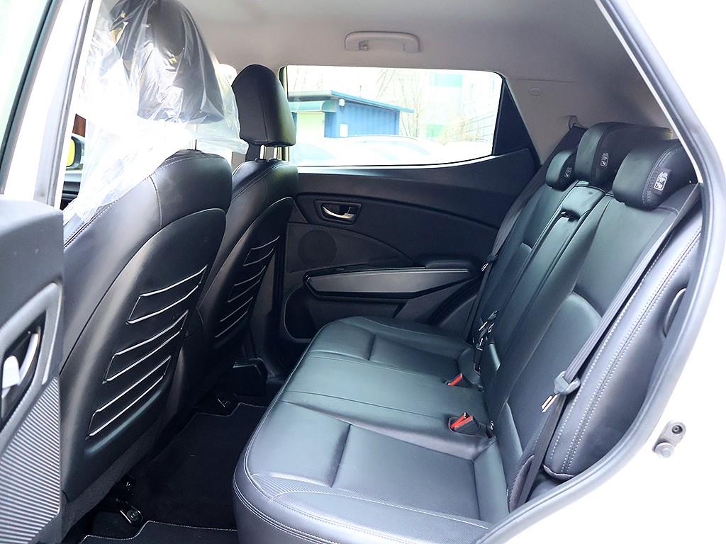 Ssangyong Tivoli 2021 Blanco - Importación desde Corea - HF Imports Iquique - Foto 12