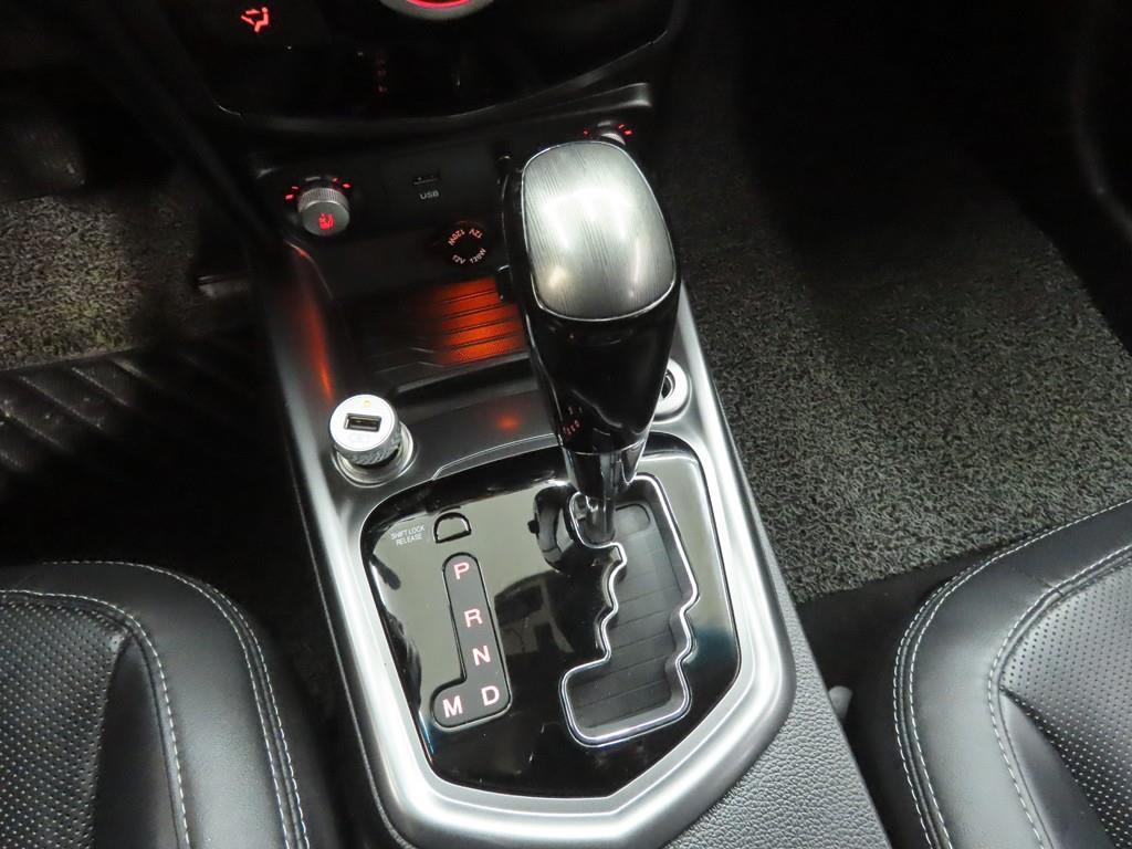 Ssangyong Tivoli 2018 Blanco - Importación desde Corea - HF Imports Iquique - Foto 13