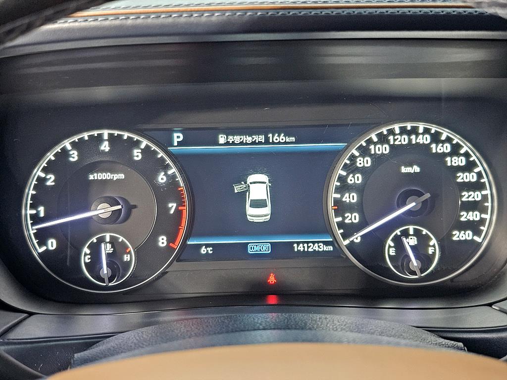 Genesis G90 - Vista 7