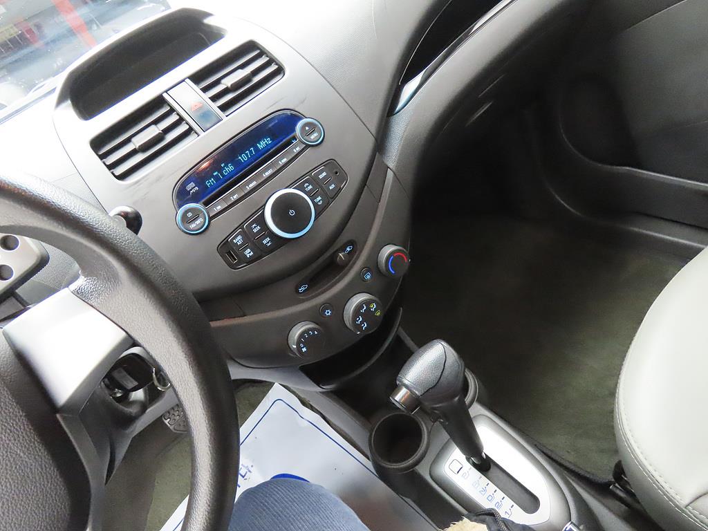 Chevrolet Spark - Vista 11