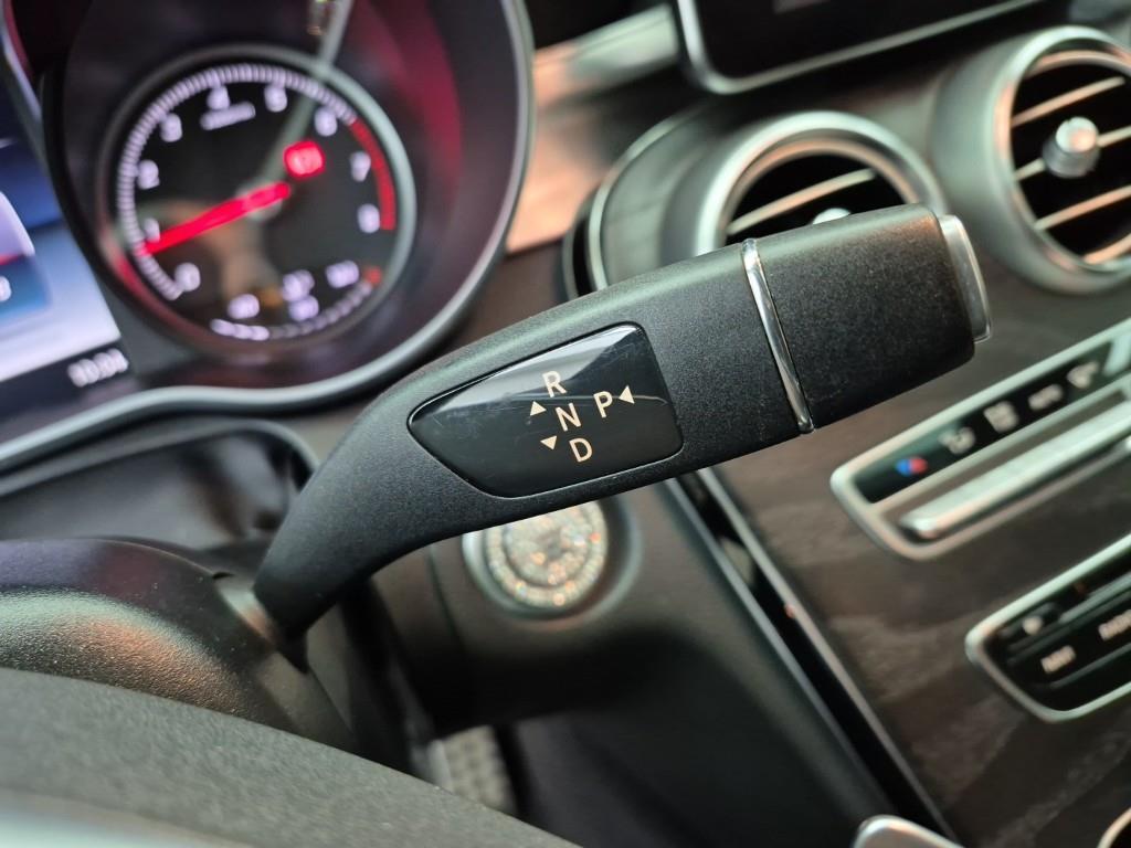 Mercedes Benz C Class - Vista 8