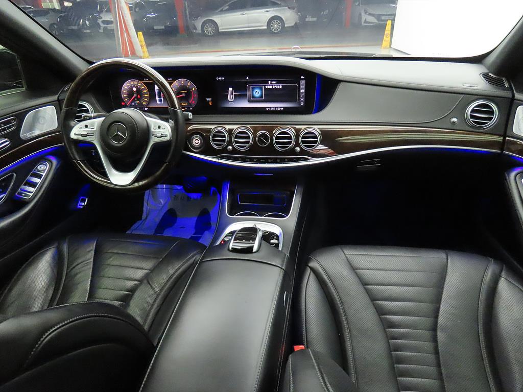 Mercedes Benz S Class - Vista 5