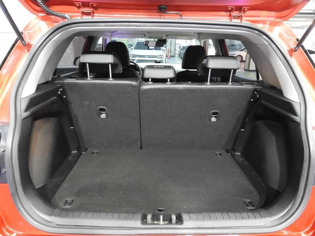 HYUNDAI Venue - Vista 5