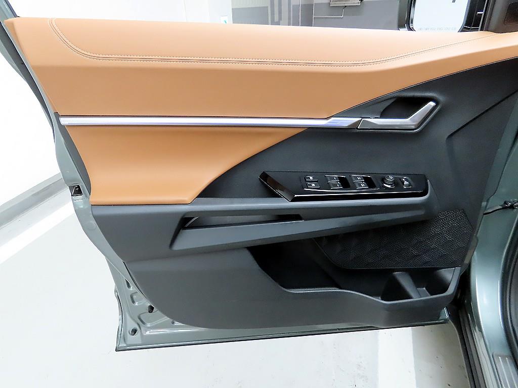 Ssangyong Torres - Vista 11