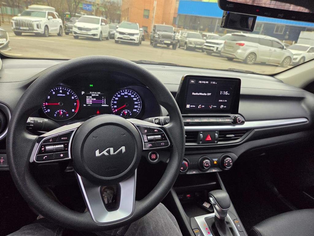 KIA K3 2024 Blanco - Importación desde Corea - HF Imports Iquique - Foto 16